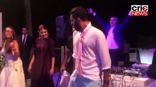 Watch Virat Kohli & Anushkha Sharma dancing at Zaheer Khan's Wedding reception _ Part 1