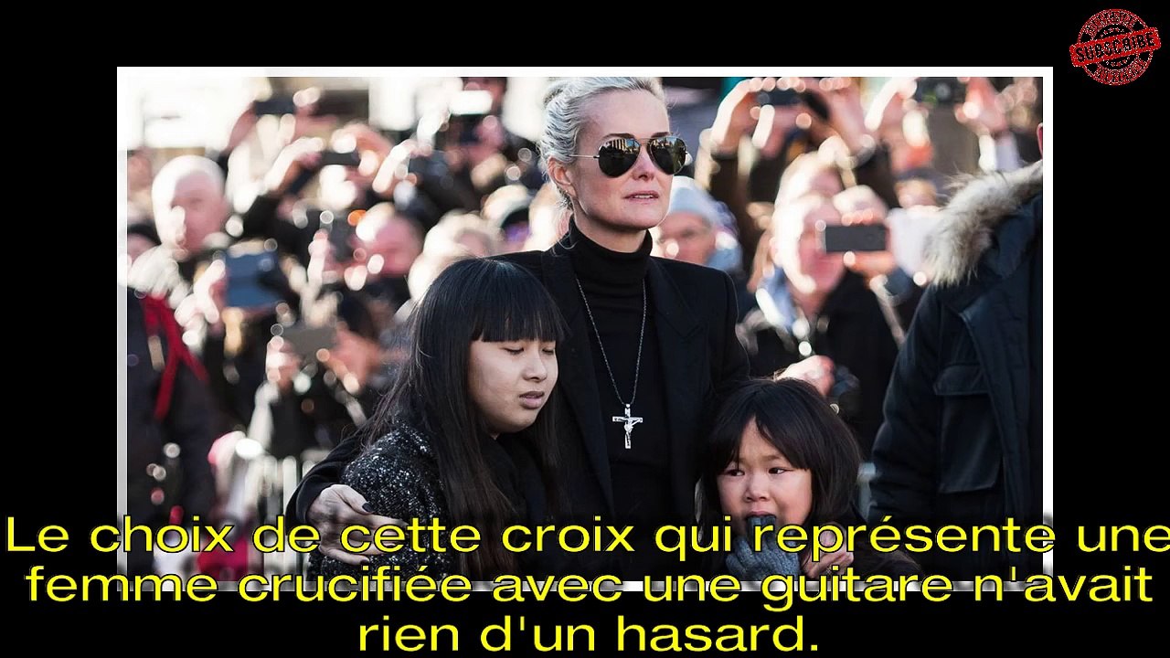 Pourquoi Laeticia portait la croix de Johnny Hallyday