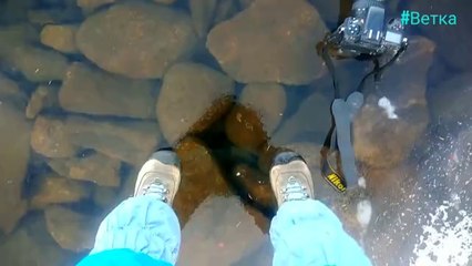 Woman records 'alien' sounds from Siberian lake