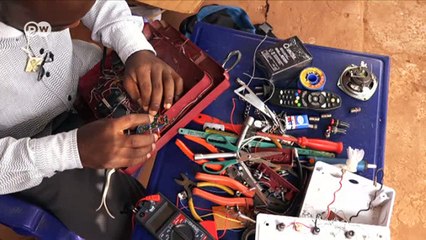 Nigeria's solar clock king | DW English
