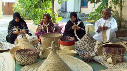 هذا الصباح- صناعة السعفيات.. موروث حرفي بسلطنة عمان