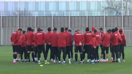 İpekoğlu: "İstifa Edip Gitmemiz Samsunspor'a Ciddi Sıkıntılar Doğurur"