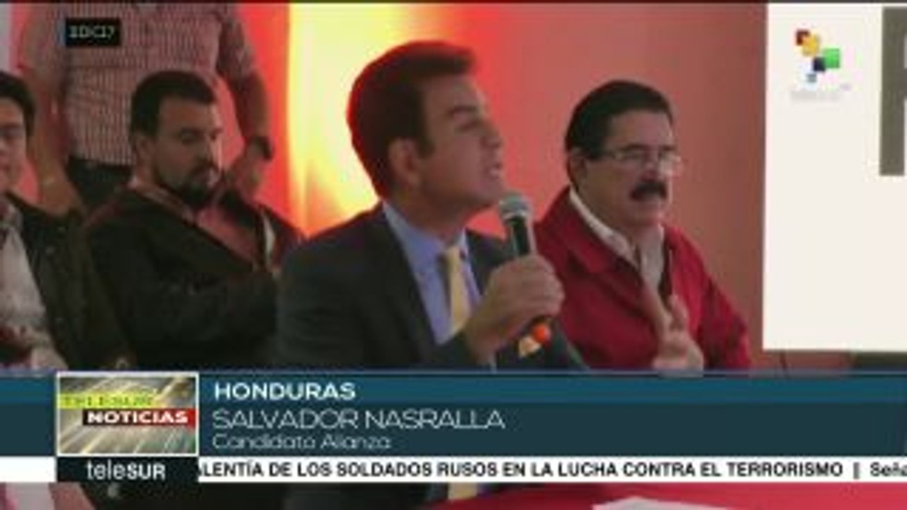 Alianza Opositora en Honduras muestra actas originales duplicadas