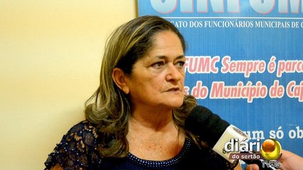 Servidores municipais paralisam atividades em Cajazeiras por causa de salários atrasados