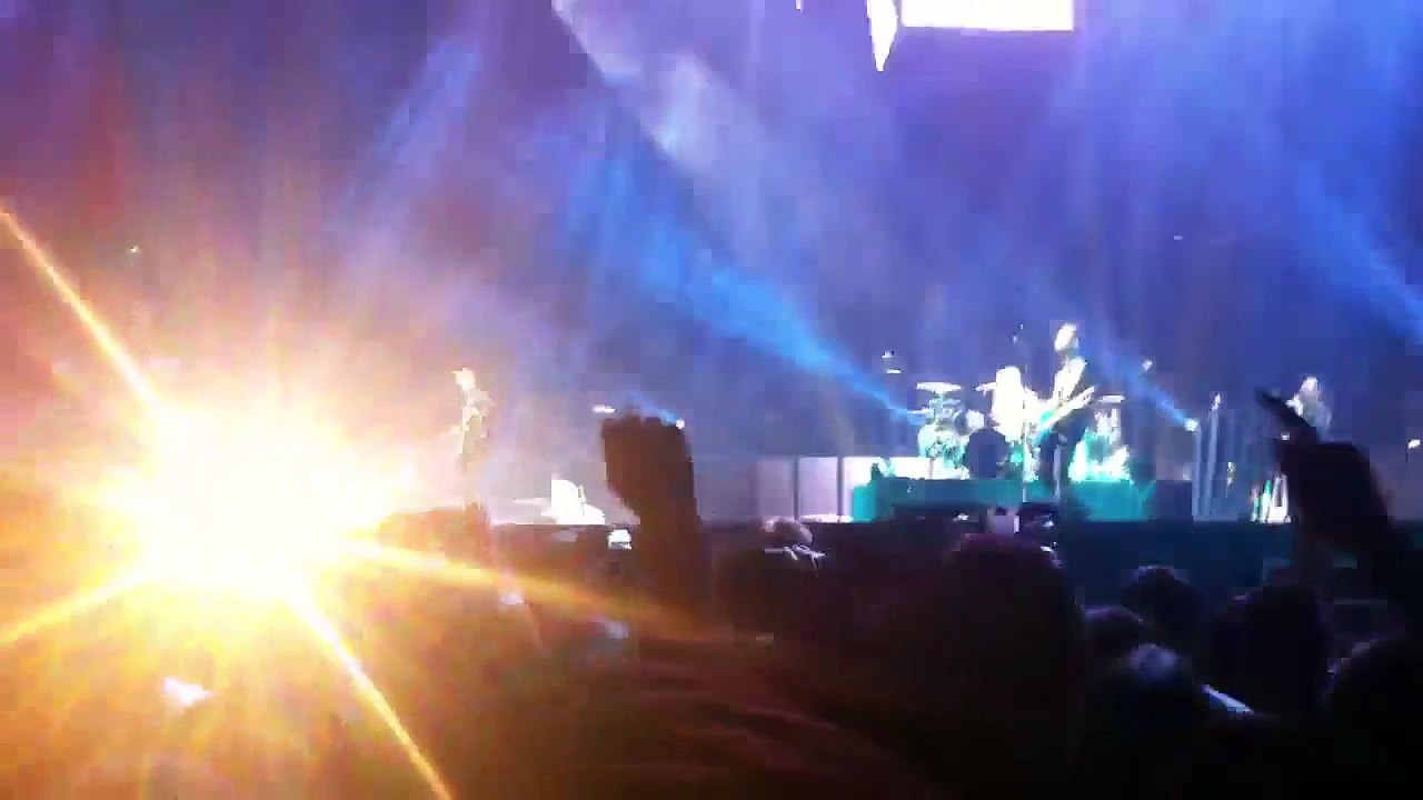Muse - Supermassive Black Hole, Rod Laver Arena, Melbourne, VI, Australia  12/6/2013