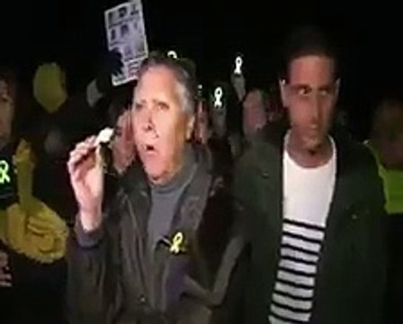 Escrache de los independentistas a Andrea Levy hace 2 días en un acto de campaña
