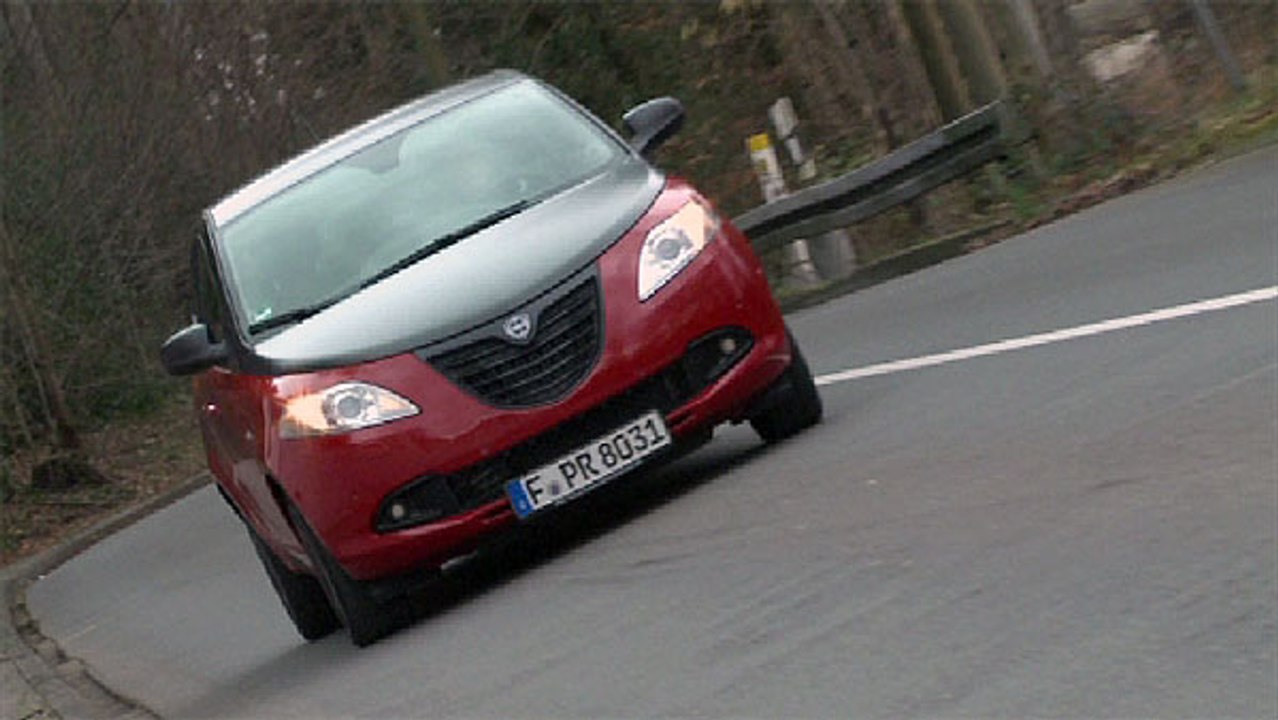 Lancia Ypsilon