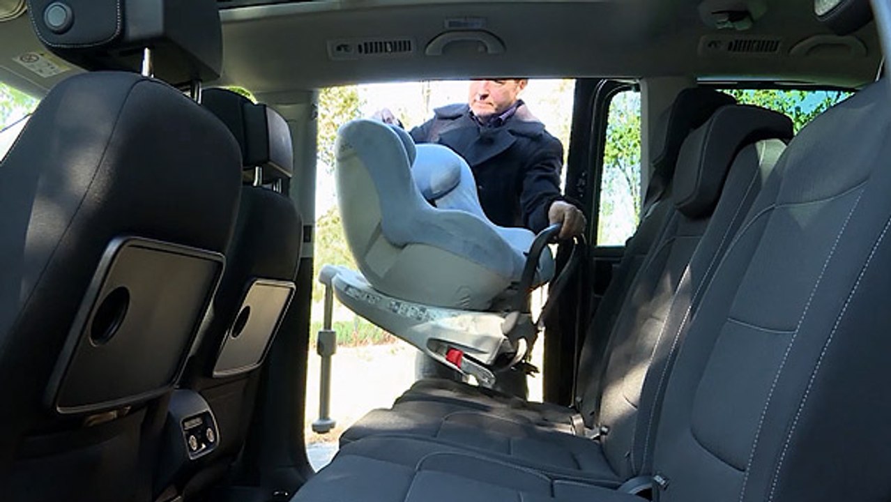 Childrens saftey feature in car