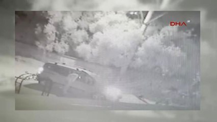 Bursa'da Silahla Vurulma Anı Kameralarda
