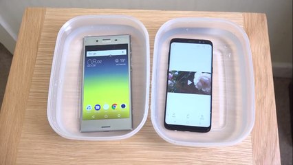 Xperia XZ Premium vs Galaxy S8 Water Freeze Test 12 Hours!