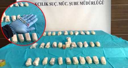 İstanbul'da Rekor Seviyede Kobra Zehiri Ele Geçirildi! Bin 725 Ayrı Tüpe Koymuşlar