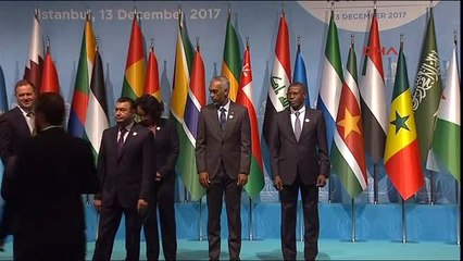 Kudüs Zirvesi Öncesi Liderler Aile Fotoğrafı İçin Biraraya Geldi