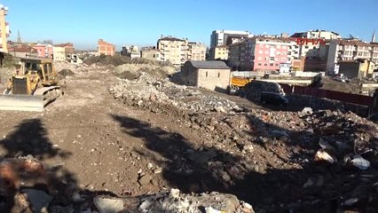 Trabzon'da Yıkılan Binanın Altından Tarihi Taş Kemer Köprü Çıktı