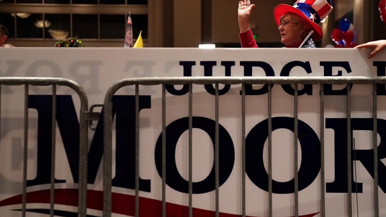 Senats-Nachwahl in Alabama: Moore erkennt Niederlage noch nicht an