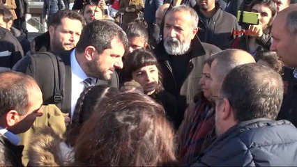 Скачать видео: Berkin Elvan Davası: Anne Gülsüm Elvan Görüntüleri İzlerken Fenalaştı