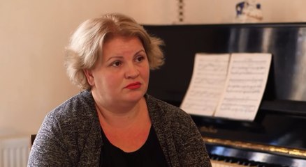 Mother of 3 Kids Dare To Shine Herself Bright in This Talent Show! Encouraging!