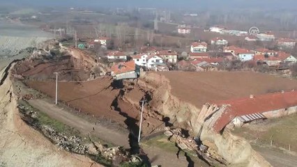 Heyelan Bölgesi Havadan Görüntülendi