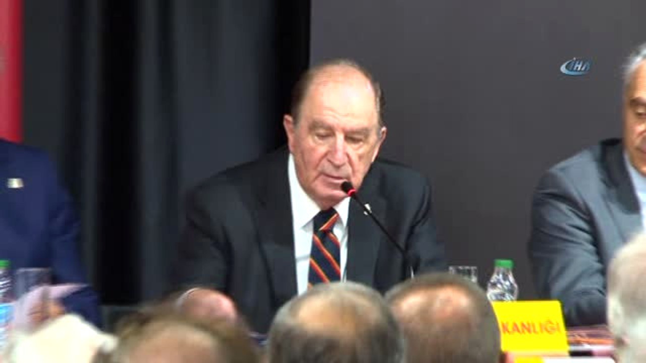 Galatasaray, Başarılı Voleybolculara Divan Başarı Beratı Verdi