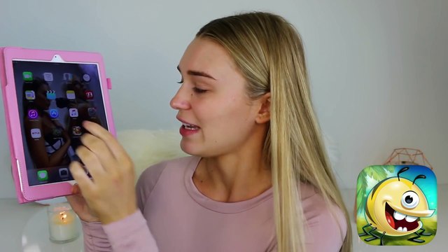 Airplane_Travel Makeup, Outfit Ideas & My Carry On Essentials!