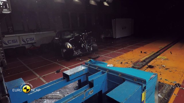 Alfa Romeo Giulietta - Crash Tests 2017