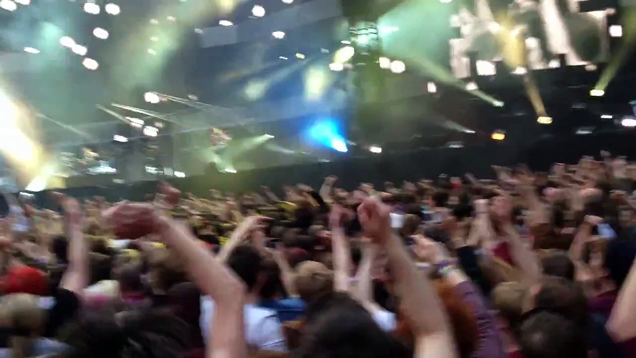 Muse - Supermassive Black Hole, Etihad Stadium, Manchester, UK  6/1/2013