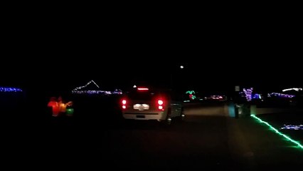 Lumières de Noël d'un quartier.. en rythme avec la radio locale !