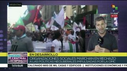 Activistas marchan en Argentina en contra de la OMC