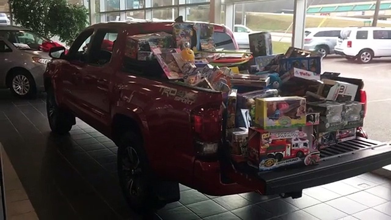 2017 Toyota Tacoma Offroad Pittsburgh, PA | New Toyota Tacoma Dealer Pittsburgh, PA