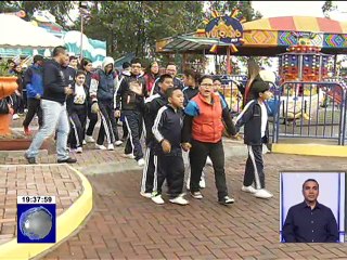 Agasajo navideño a niños con discapacidad en Quito