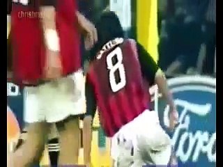 Gattuso envoie un coup de poing dans le visage d'Ibrahimovic