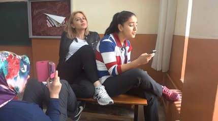 Gönlüme gönlüme düşmmüşsün yar gönlüme