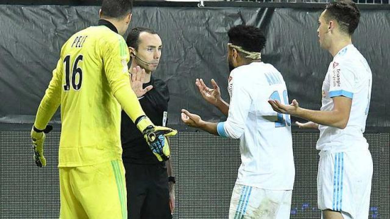 Rennes-Marseille : L'énorme boulette de l'arbitre Johann Hamel !