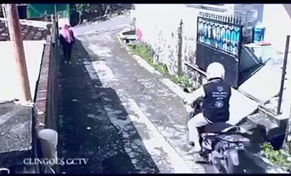 Se venger de son voleur en le volant à son tour... Vengeance enorme