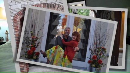 Staging a House with People Could Help Move Your Home on the Market