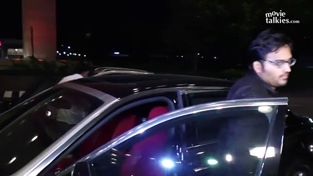 Priyanka Chopra Spotted In Expensive Rolls Royce Phantom Car At Mumbai Airport Flying To USA