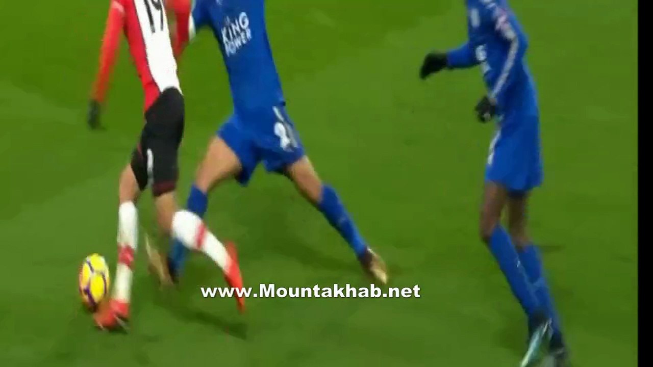 sofiane boufal vs Leicster