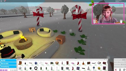 I’M AN ELF ON THE SHELF! DECORATING MY MANSION FOR BLOXBURG CHRISTMAS IN ROBLOX