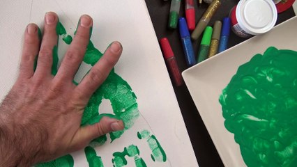 Cómo hacer un arbol navideño Collage temperas con las manos