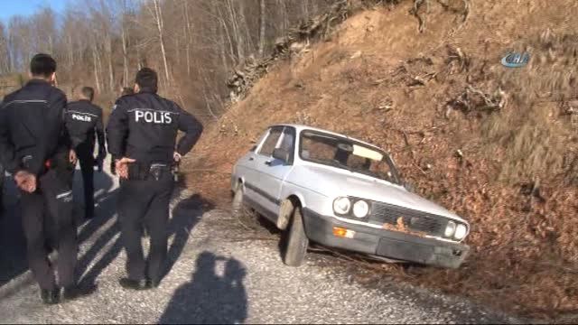 15 Yaşındaki Ehliyetsiz Sürücü, Yakıtı Bitince Yakayı Ele Verdi