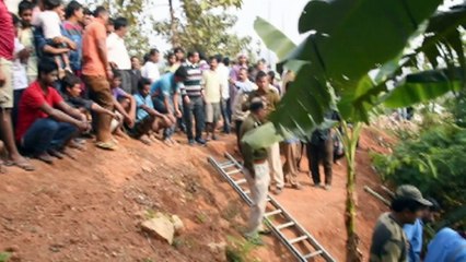 Un léopard secouru du fond d'un puits en Inde
