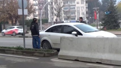 Otomobilinde Eroinle Yakalanan Şahıs Adliyeye Sevk Edildi