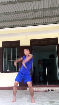 Chàng trai gây sốt với màn nhảy cover “Từ hôm nay” cực dẻo