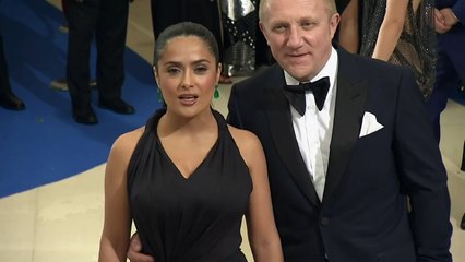 Salma Hayek says Harvey Weinstein threatened to kill her