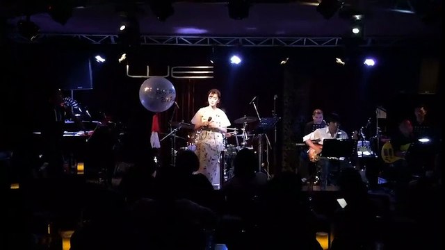 BÍCH PHƯƠNG NGỌT NGÀO HÁT LIVE GỬI ANH XA NHỚ