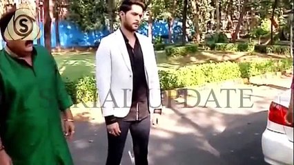 Aisi Deewangi Dekhi Nahi Kahi TEJA HUI BEHOSH 15th December 2017 News