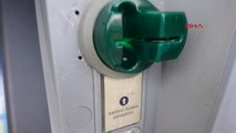 Atm'deki Kart Kopyalama Cihazını Banka Personeli Fark Etti