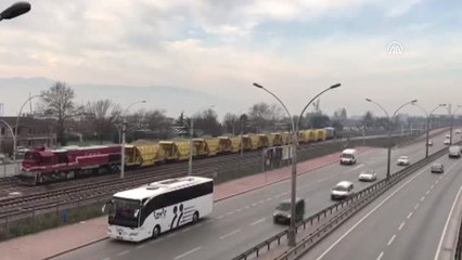 Yük Treni Vagonu Raydan Çıktı