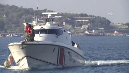 Kayalıklarda Mahsur Kalan Göçmenler Kurtarıldı (12)