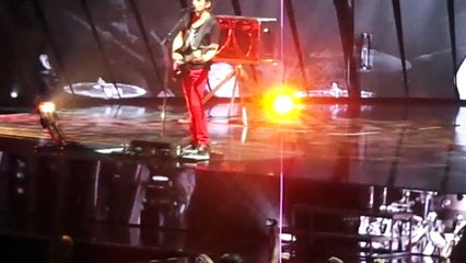 Muse - Supermassive Black Hole, Arena VFG, Guadalajara, Mexico  10/7/2013