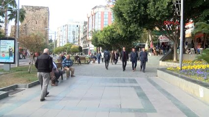 Antalyalı Esnaf ve Vatandaş Yılbaşı Süsü İstiyor